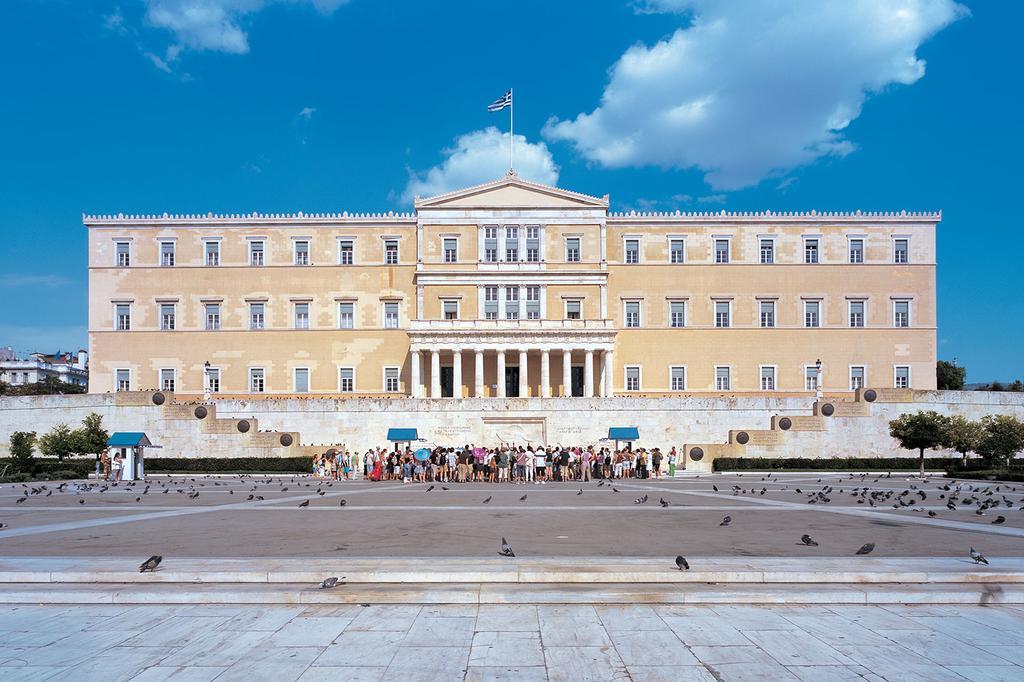 Syntagma Square Apartments By Livin Urbban Atenas Exterior foto
