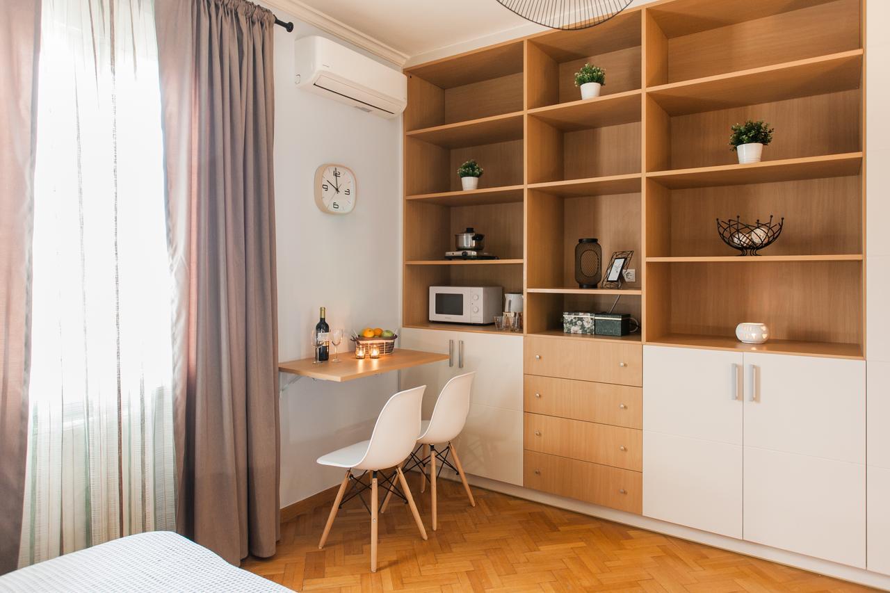 Syntagma Square Apartments By Livin Urbban Atenas Exterior foto