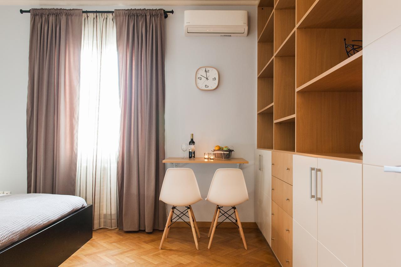 Syntagma Square Apartments By Livin Urbban Atenas Exterior foto